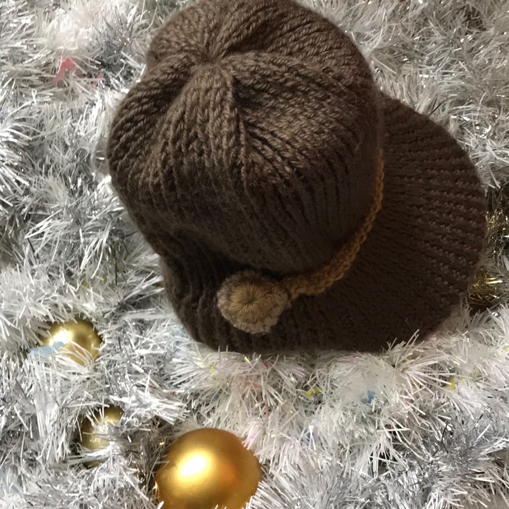 Handmade cap - Picture 2 of 2